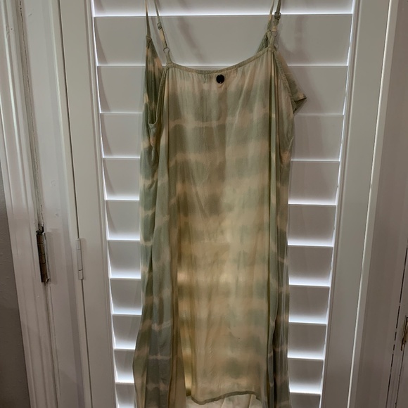 BILLABONG SUNDRESS - Picture 2 of 3
